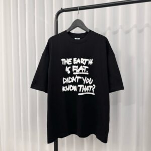 베트멍 EARTH IS FLAT 반팔 티셔츠
