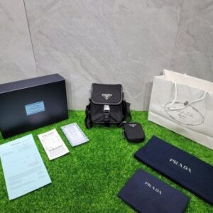 프라다 리나일론 사피아노 숄더백