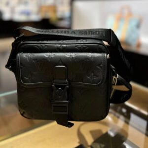 루이비통 M12516 겟어웨이 메신저