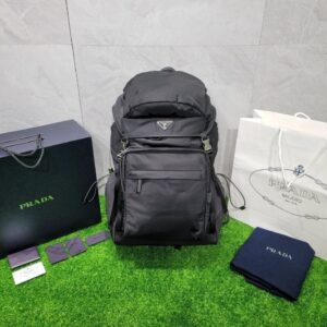 프라다 리나일론 사피아노 가죽 백팩