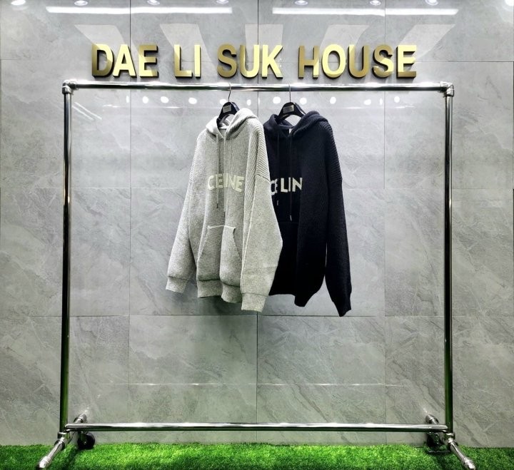 셀린느 24FW 로고 후드 니트