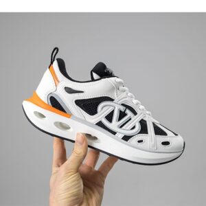 발렌티노 [VALENTINO] 수입프리미엄급 VLOGO 이지조그 로우탑