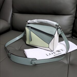 로에베 퍼즐백 스몰