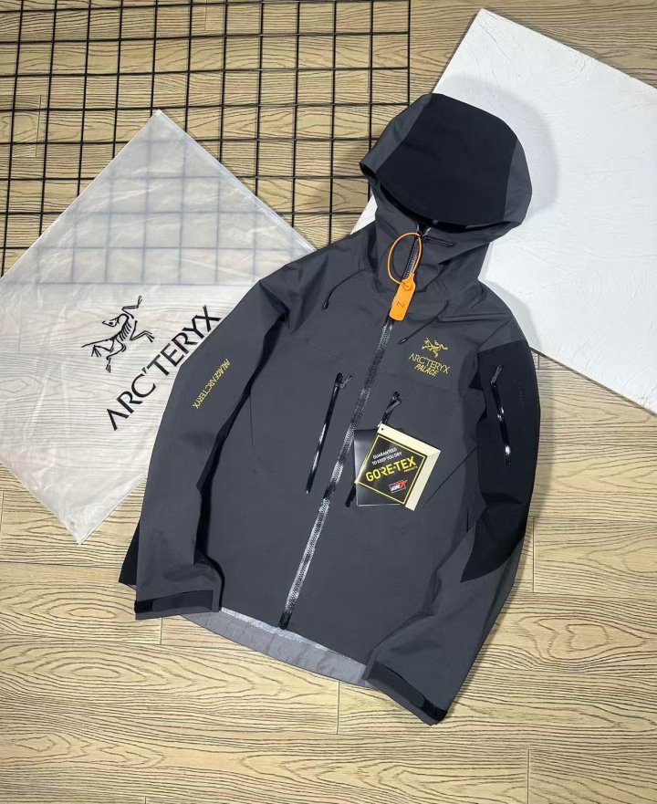 아크테릭스 X 팔라스 알파 SV 바람막이