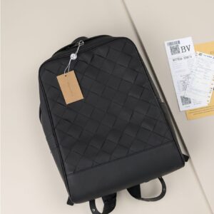 보태가베네타 [BOTTEGA VENETA] 수입고급 빅인트레치아토 카프스킨 백팩