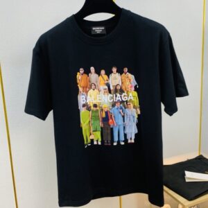 발렌시아가 패밀리 티셔츠