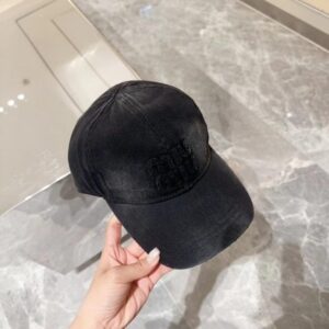 미우미우 피그먼트 데미지 볼캡