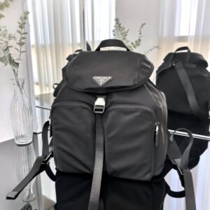 프라다 포코노 나일론 백팩 1BZ070