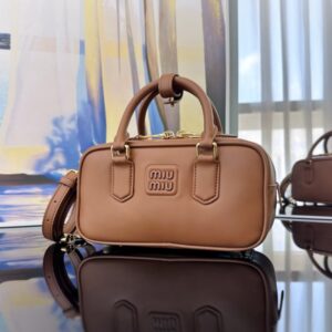 미우미우 아르카디 토트백 스몰 5BB142