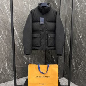 루이비통 24FW 모노그램 다운 패딩 자켓