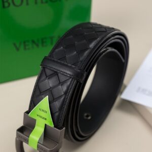 보테가베네타 [BOTTEG VENET] 수입프리미엄급 인트레치아토 리버서블 벨트