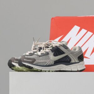 나이키 [Nike] 수입프리미엄급 나이키 줌 보메로5