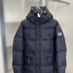버버리 Lockwood 락우드 체크 후드 다운 패딩