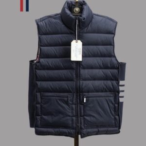 톰브라운 울트라 라이트 나일론 다운 패딩조끼