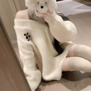 크롬하츠 [ CHROME ] 수입 로고 레더패치 헤어리 브이넥 스웨터