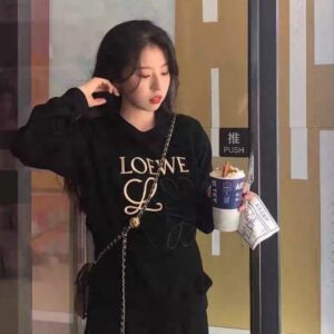 로에베 자수 맨투맨(기모)
