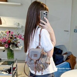 미우미우 [MIU MIU] 수입프리미엄급 캔버스 및 가죽백팩