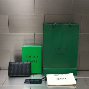 보테가베네타 인트레치아토 플랩 카드케이스